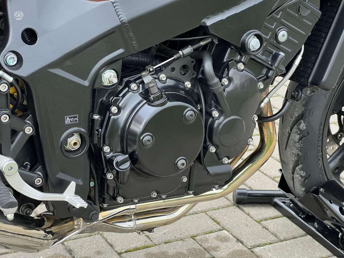 Triumph Speed Four 600cc, street / classic