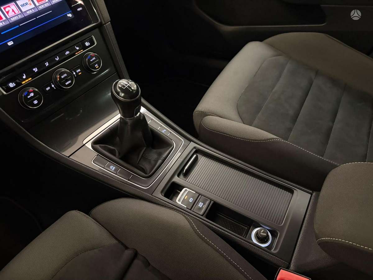 Volkswagen Golf, 1.6 l., Универсал