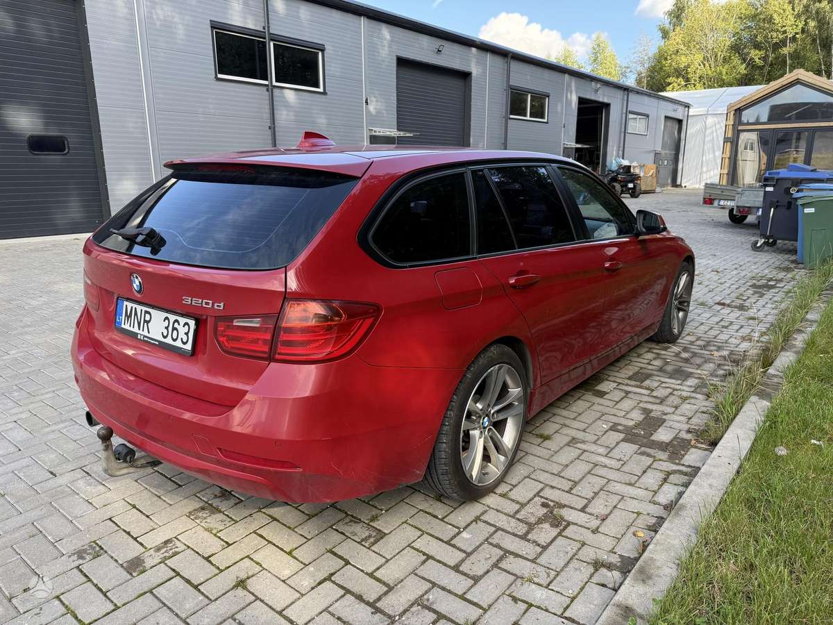 BMW 320, 2.0 l., wagon