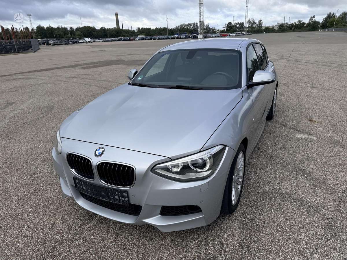 BMW 125, 2.0 l., hatchback