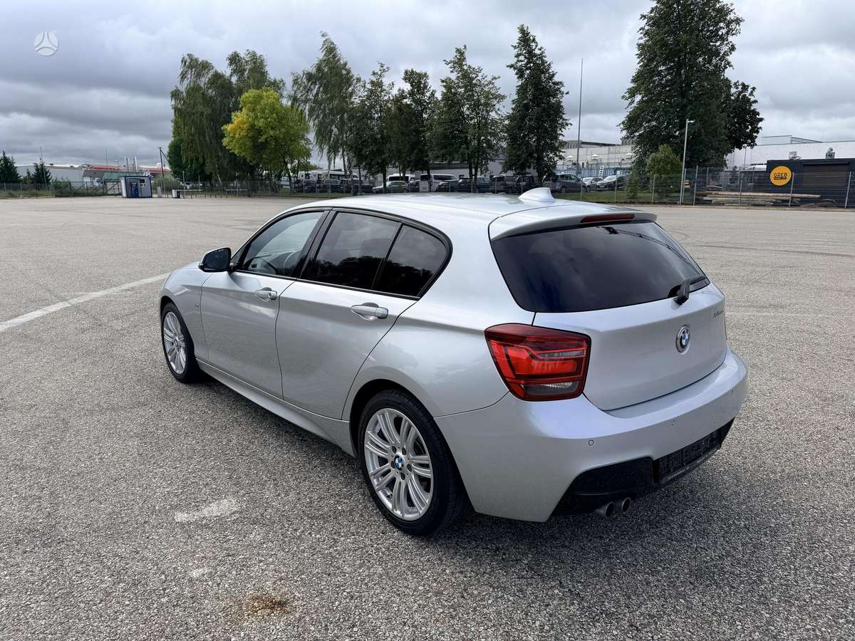 BMW 125, 2.0 l., hatchback