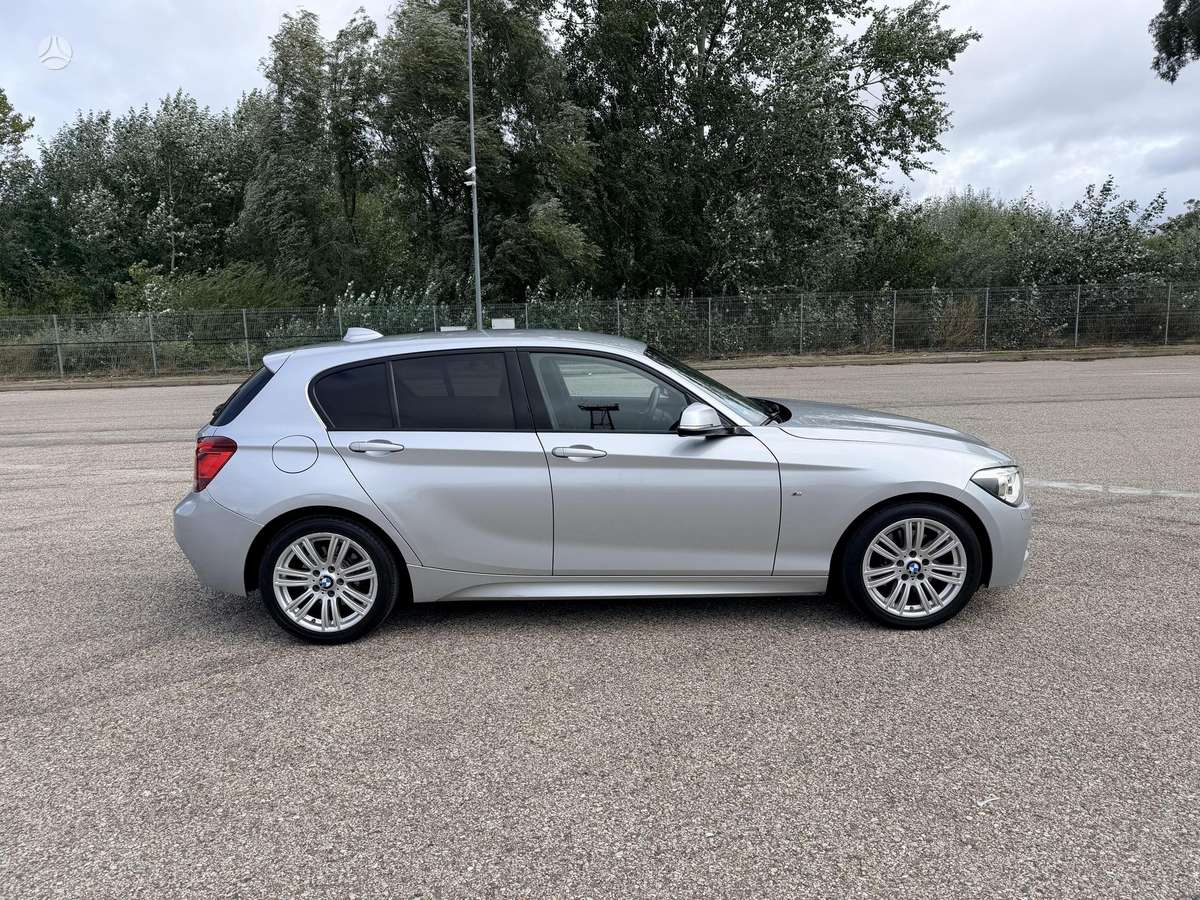BMW 125, 2.0 l., hatchback