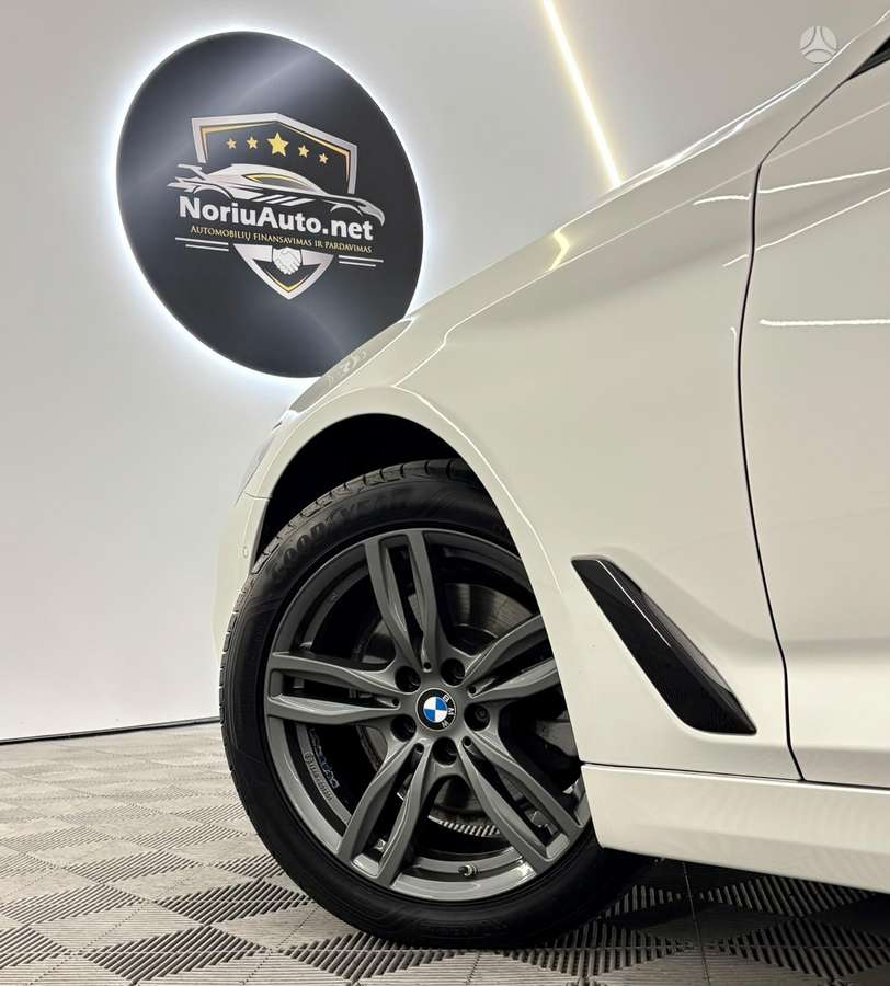 BMW 520, 2.0 l., Универсал