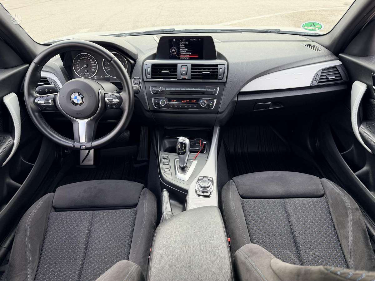 BMW 125, 2.0 l., hatchback