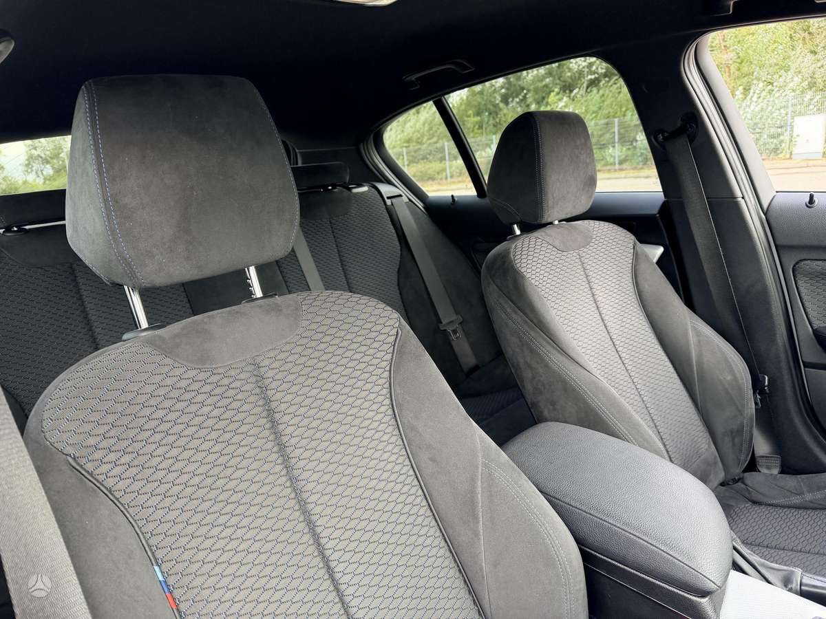BMW 125, 2.0 l., hatchback
