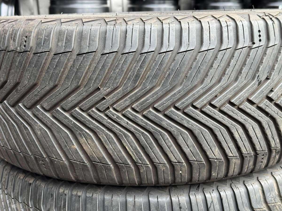 Michelin CROSSCLIMATE 2 | 2 VNT., всесезонные 235/40 R18
