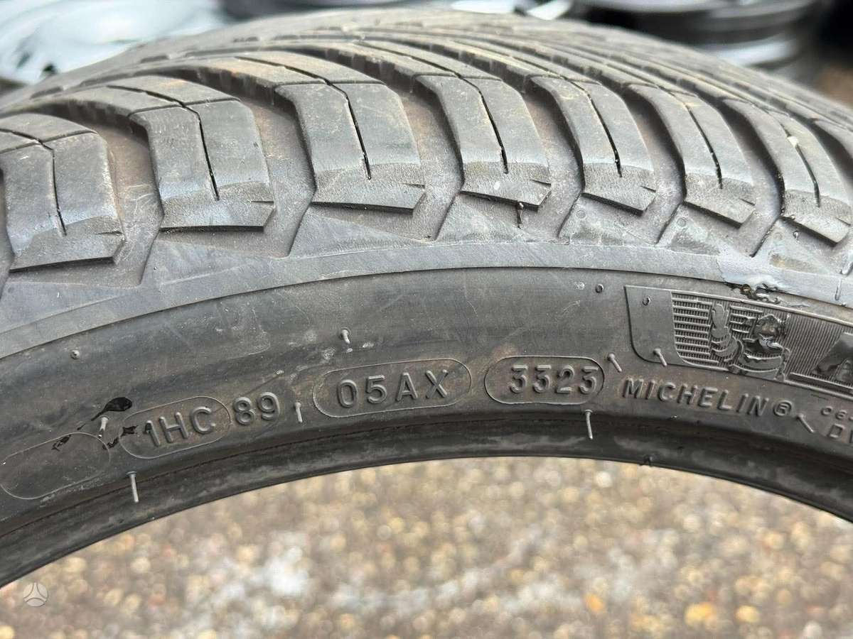 Michelin CROSSCLIMATE 2 | 2 VNT., всесезонные 235/40 R18