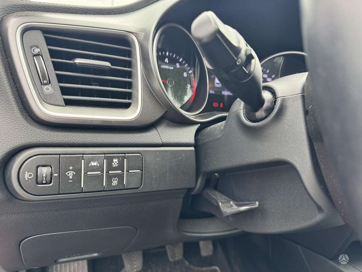 Kia Ceed, 1.0 l., universalas