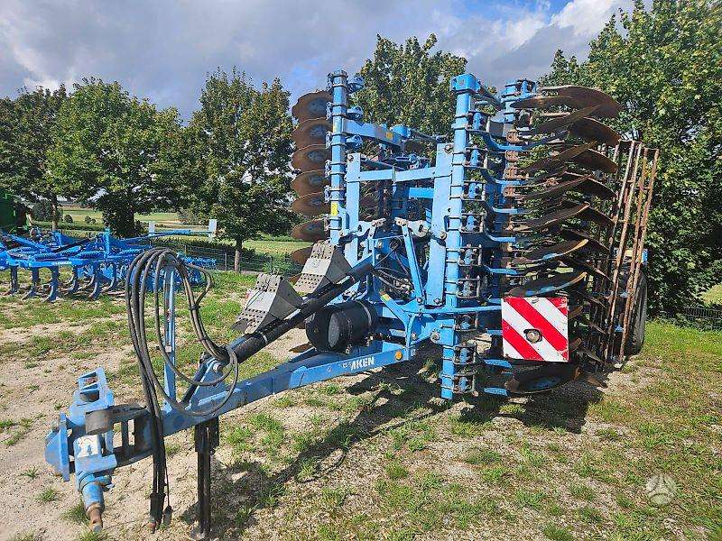 Lemken Rubin 9/500, scrapers, scrubbers