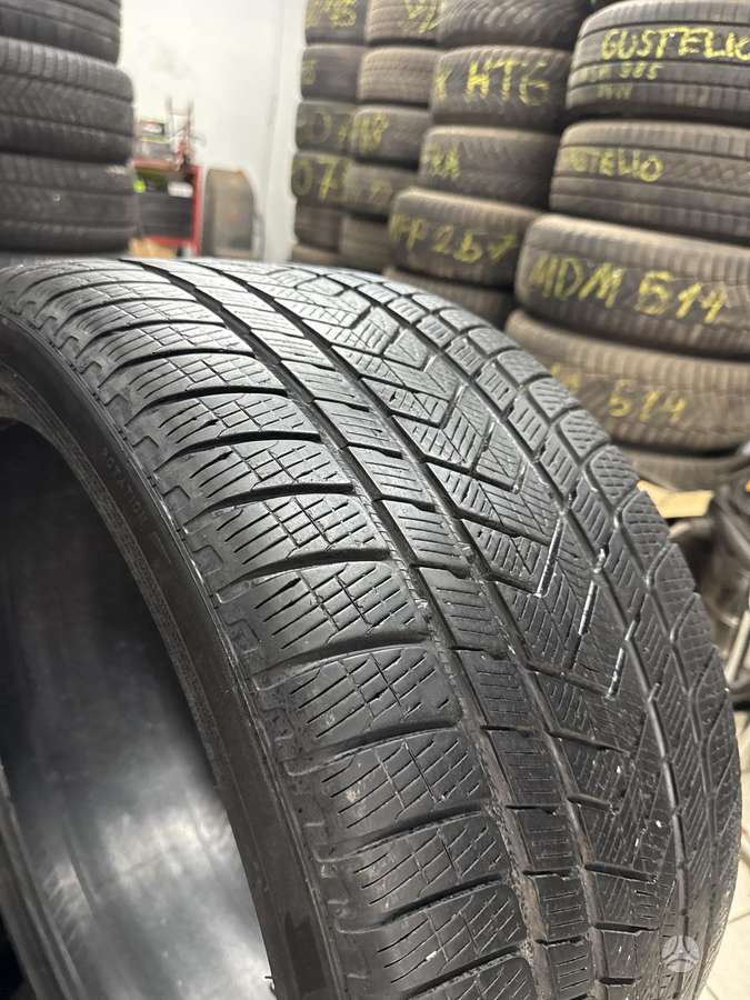 Pirelli Scorpion winter, winter 305/35 R21