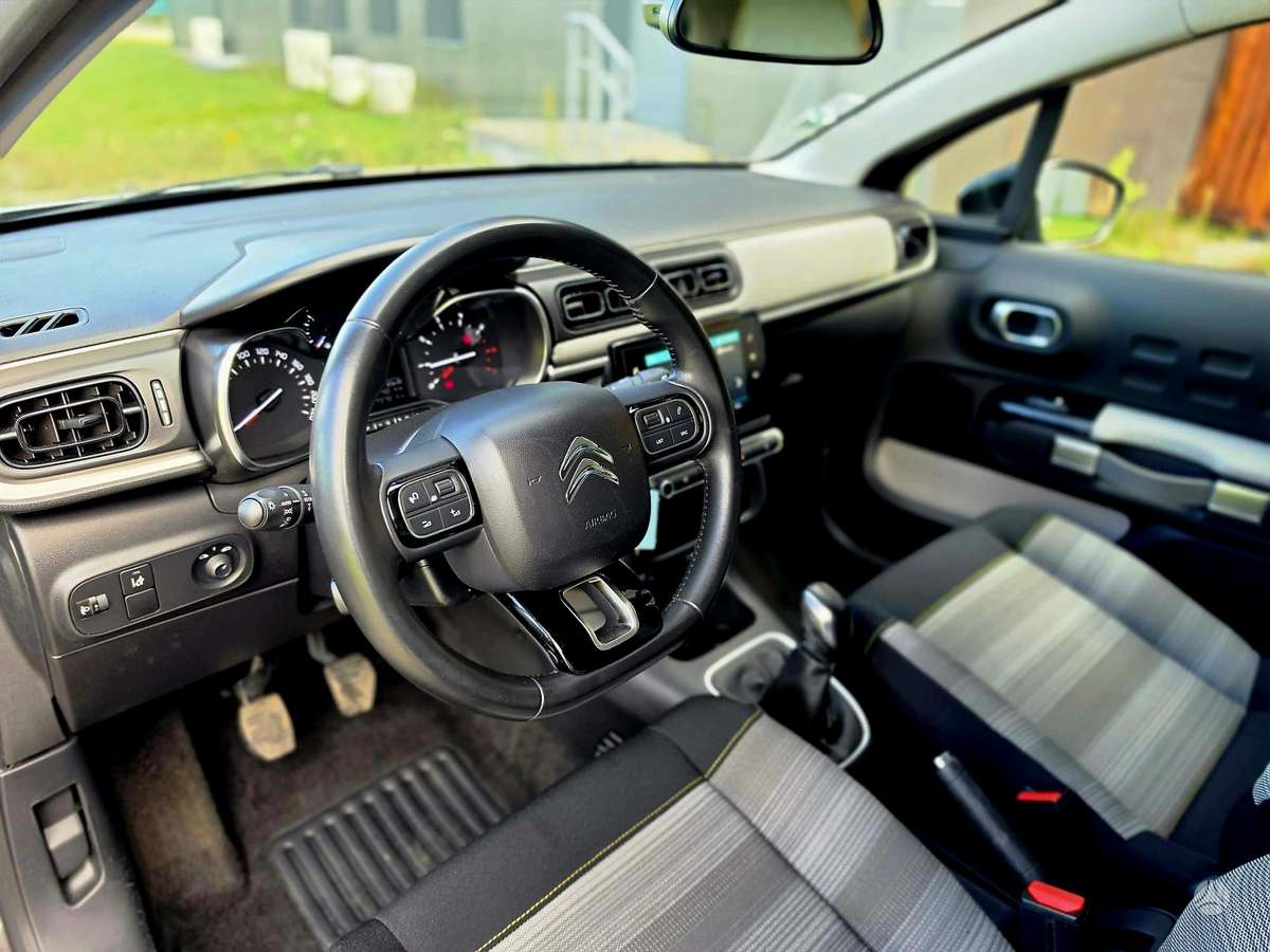 Citroen C3, 1.2 l., hatchback