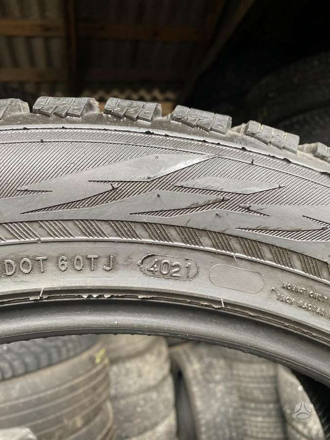 Nokian, žieminės 275/45 R20
