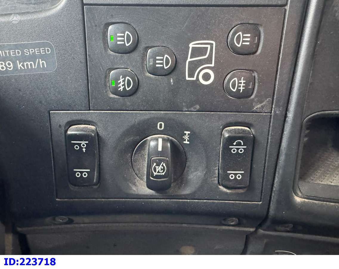 Scania R420 6x2 Euro5, single sleeper