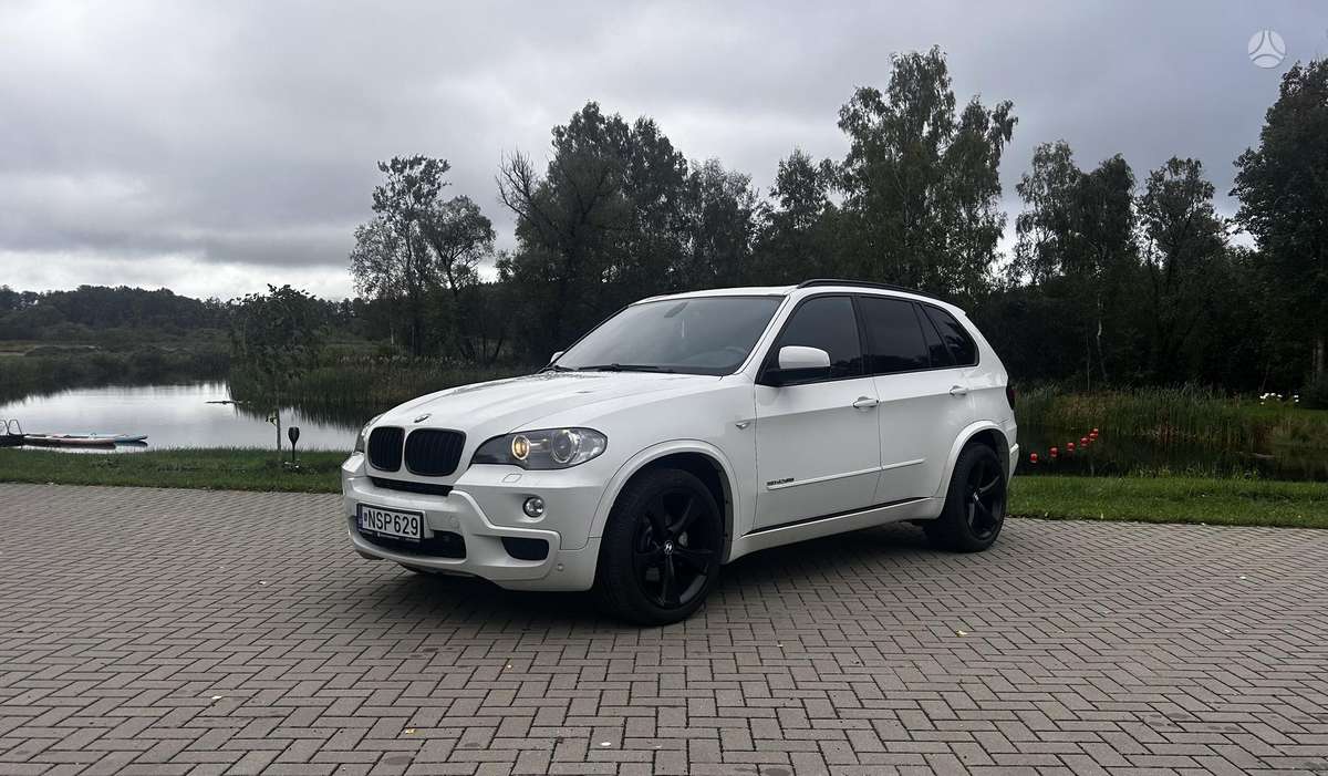 BMW X5, 3.0 l., off-road / crossover