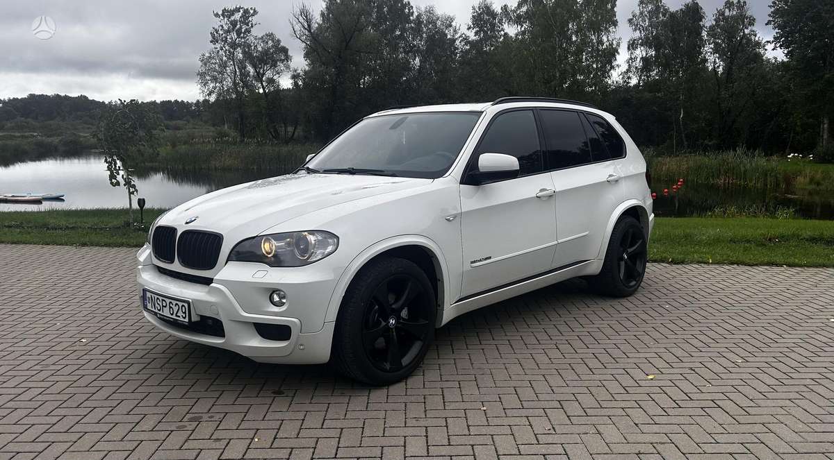 BMW X5, 3.0 l., off-road / crossover
