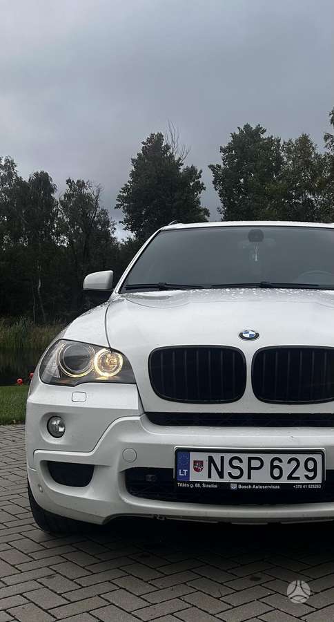 BMW X5, 3.0 l., off-road / crossover