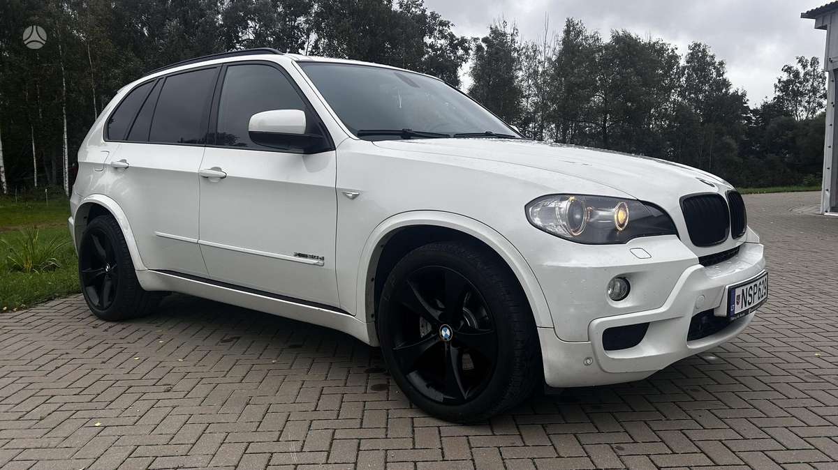 BMW X5, 3.0 l., off-road / crossover