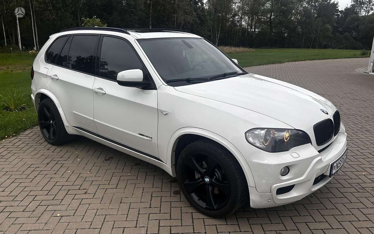 BMW X5, 3.0 l., off-road / crossover