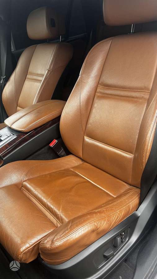 BMW X5, 3.0 l., off-road / crossover