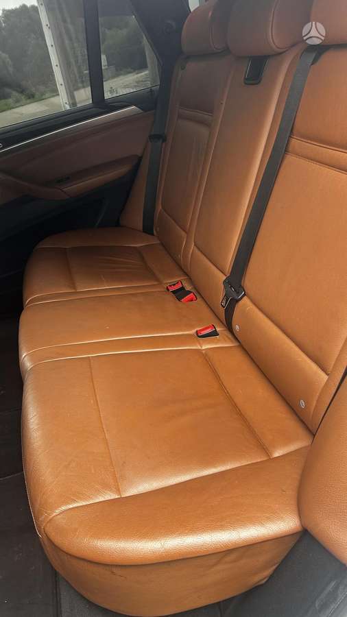 BMW X5, 3.0 l., off-road / crossover