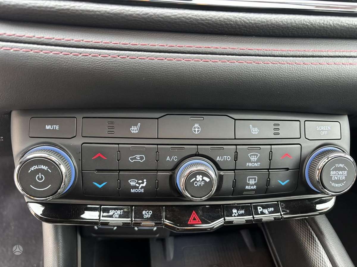 Dodge Durango, 5.7 l., off-road / crossover