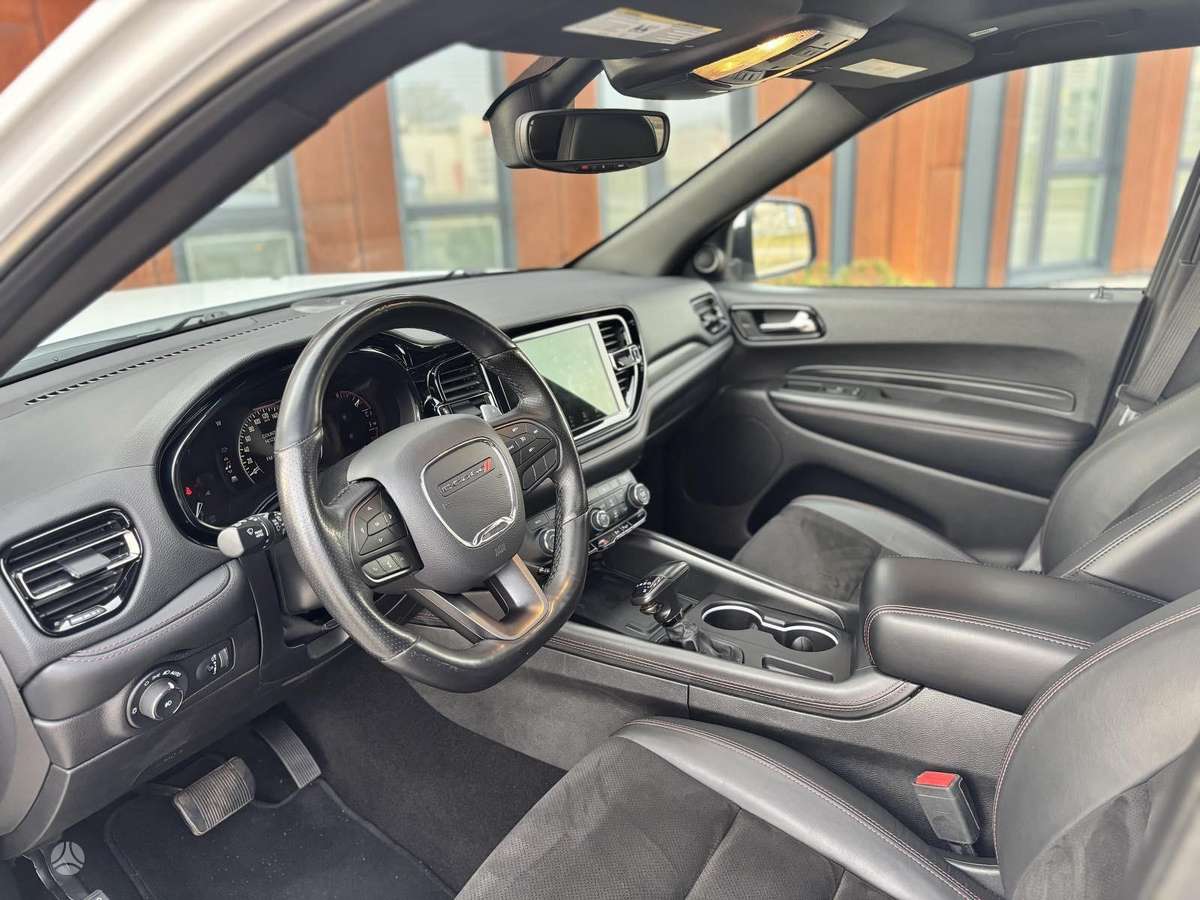 Dodge Durango, 5.7 l., off-road / crossover