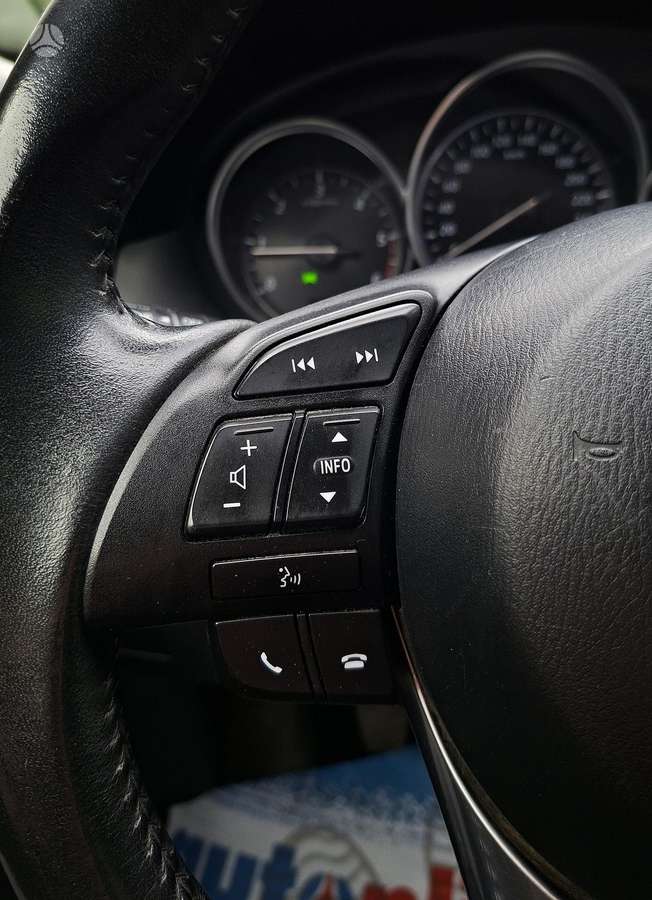 Mazda CX-5, 2.2 l., off-road / crossover