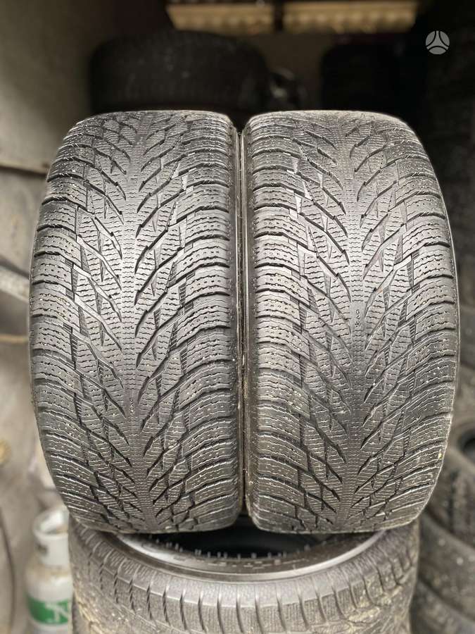 Nokian, зимние 275/45 R21