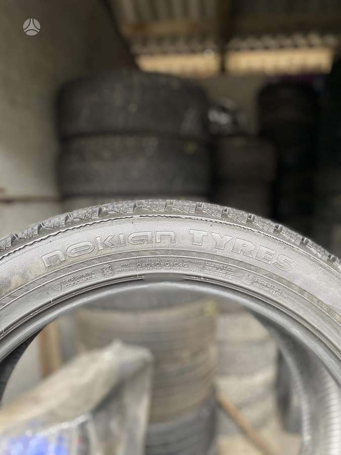 Nokian, winter 275/45 R21