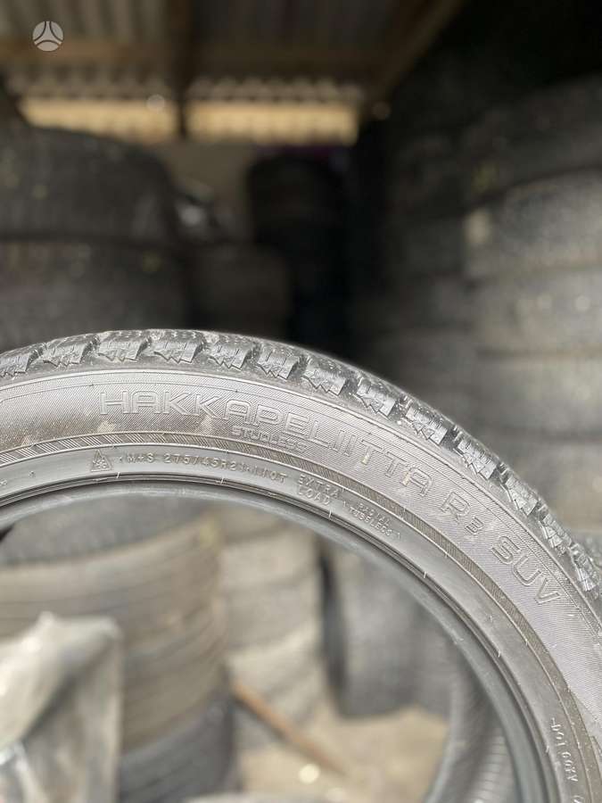 Nokian, winter 275/45 R21