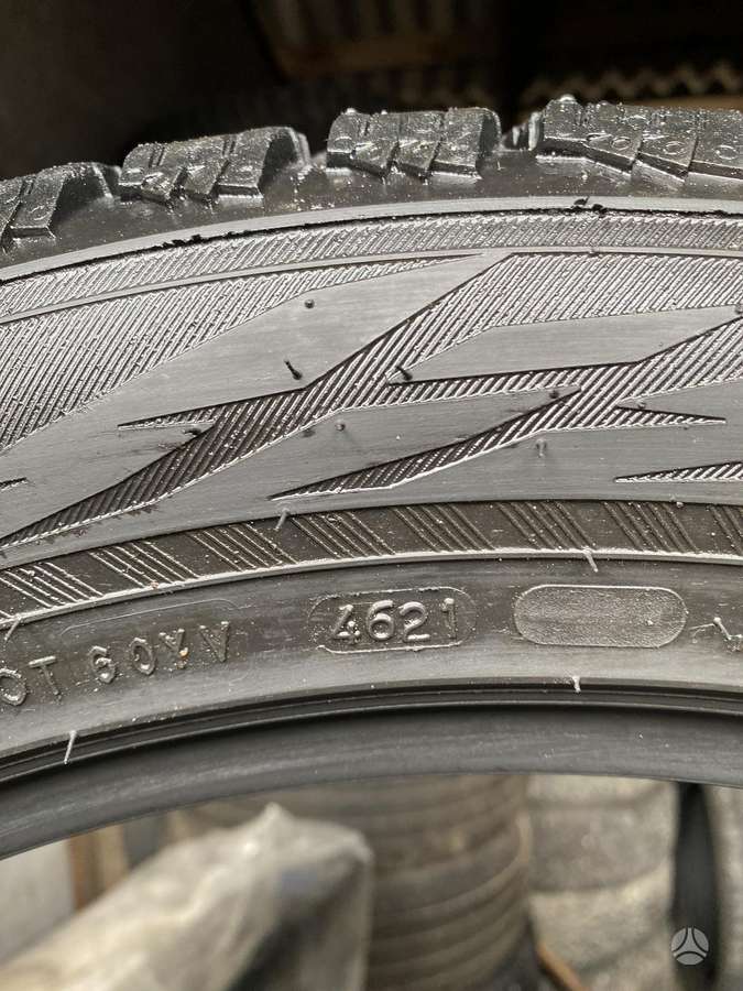 Nokian, winter 275/45 R21