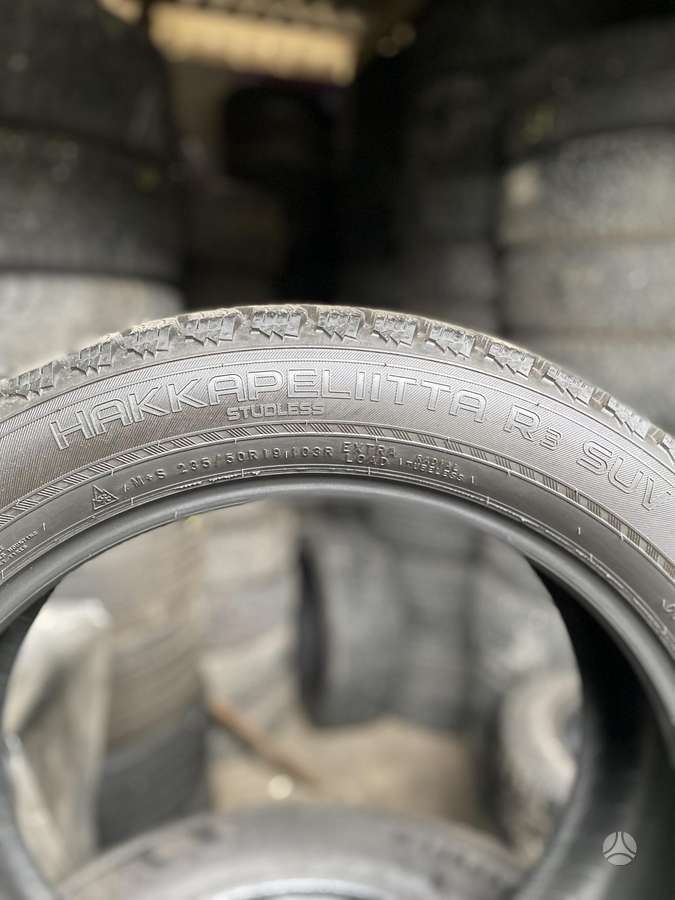 Nokian, зимние 235/50 R19