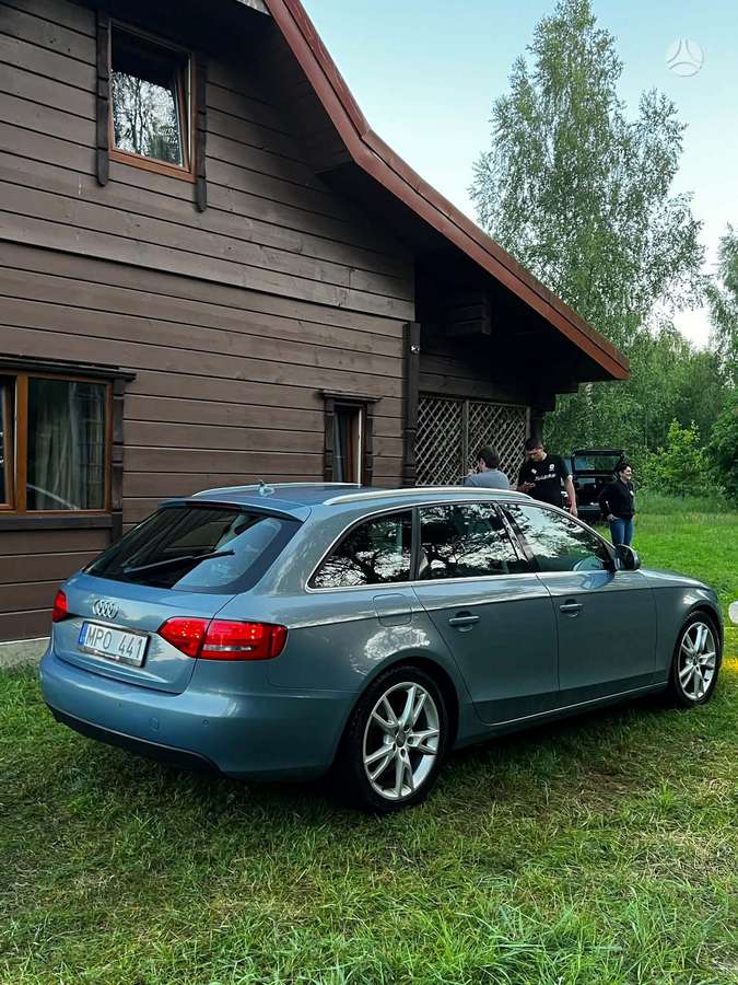 Audi A4, 1.8 l., Универсал