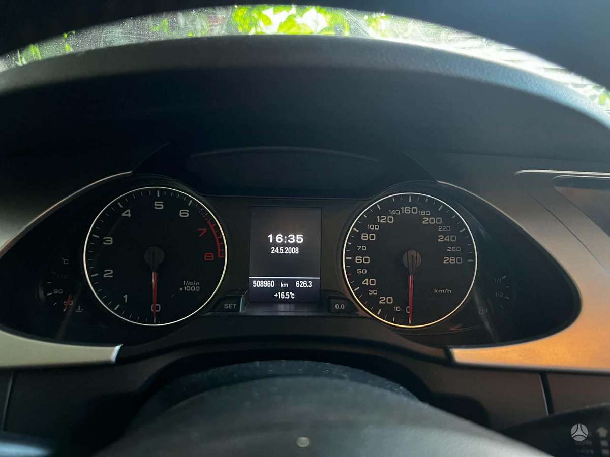 Audi A4, 1.8 l., universalas