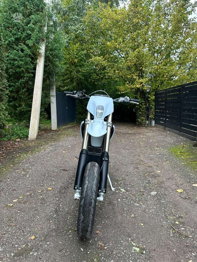 Stark Varg, supermoto