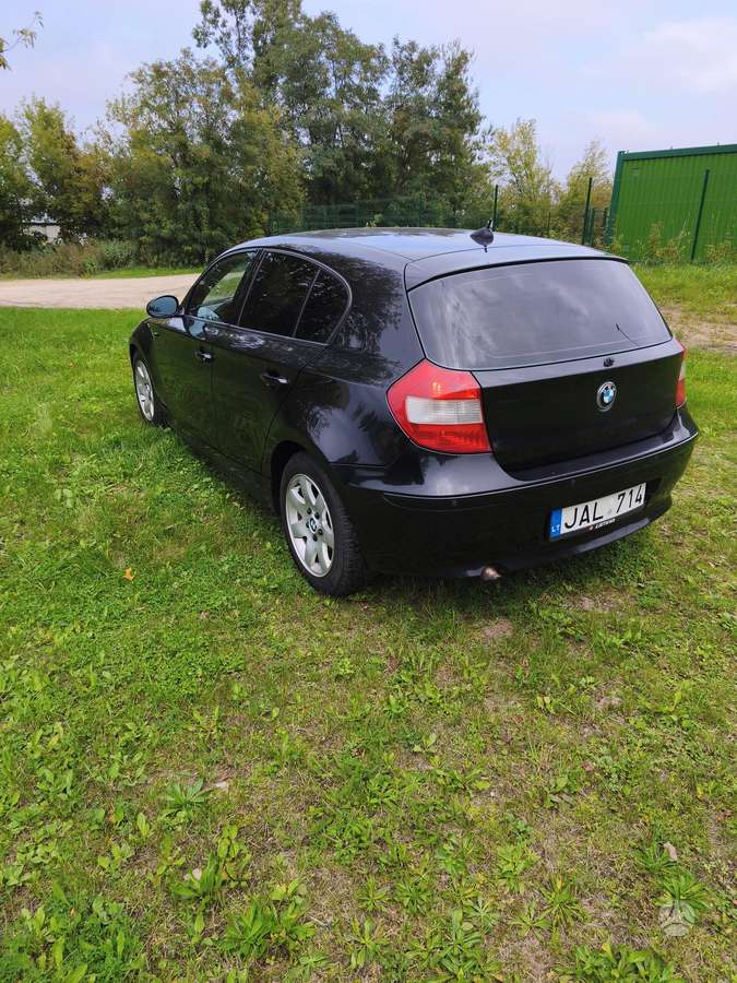 BMW 120, 2.0 l., hatchback