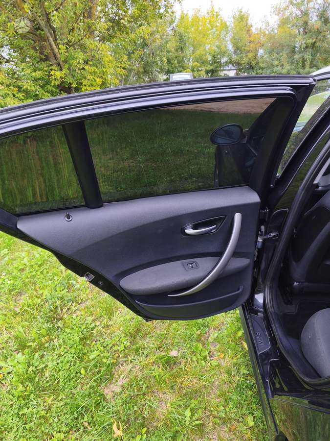BMW 120, 2.0 l., hatchback