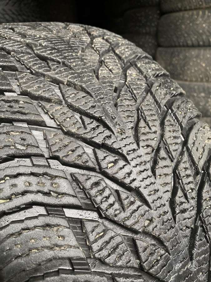 Nokian, winter 255/65 R17