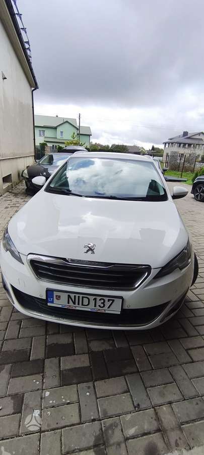 Peugeot 308, 1.2 l., Универсал