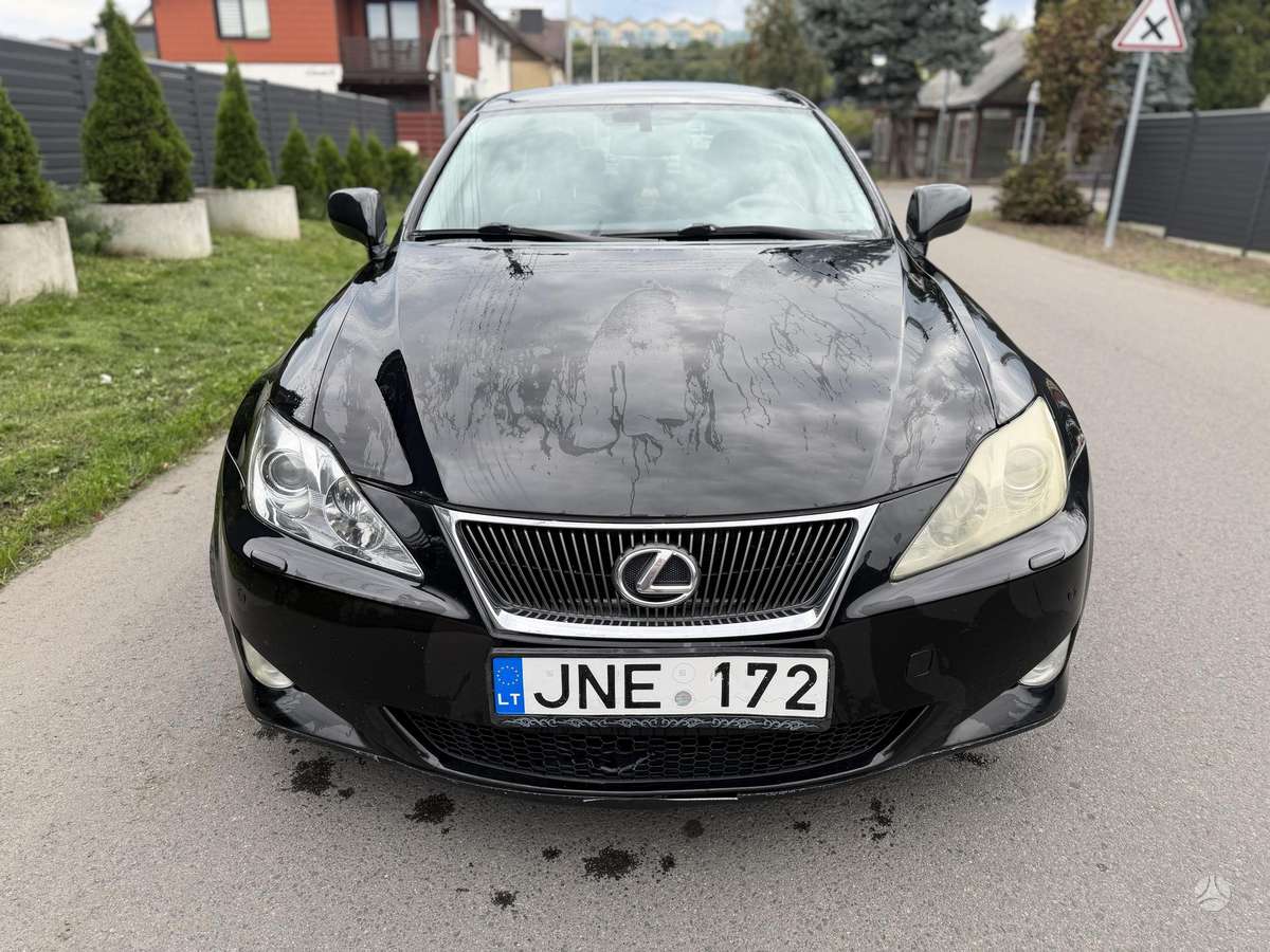 Lexus IS 220, 2.2 l., Седан