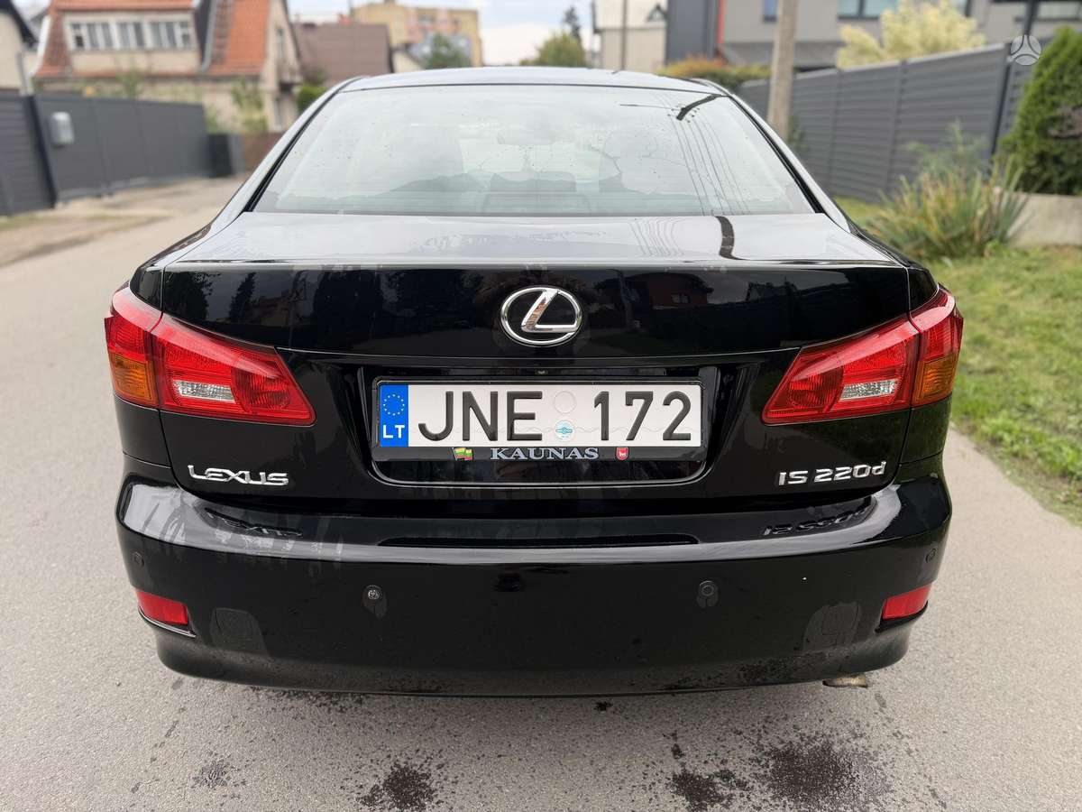 Lexus IS 220, 2.2 l., Седан