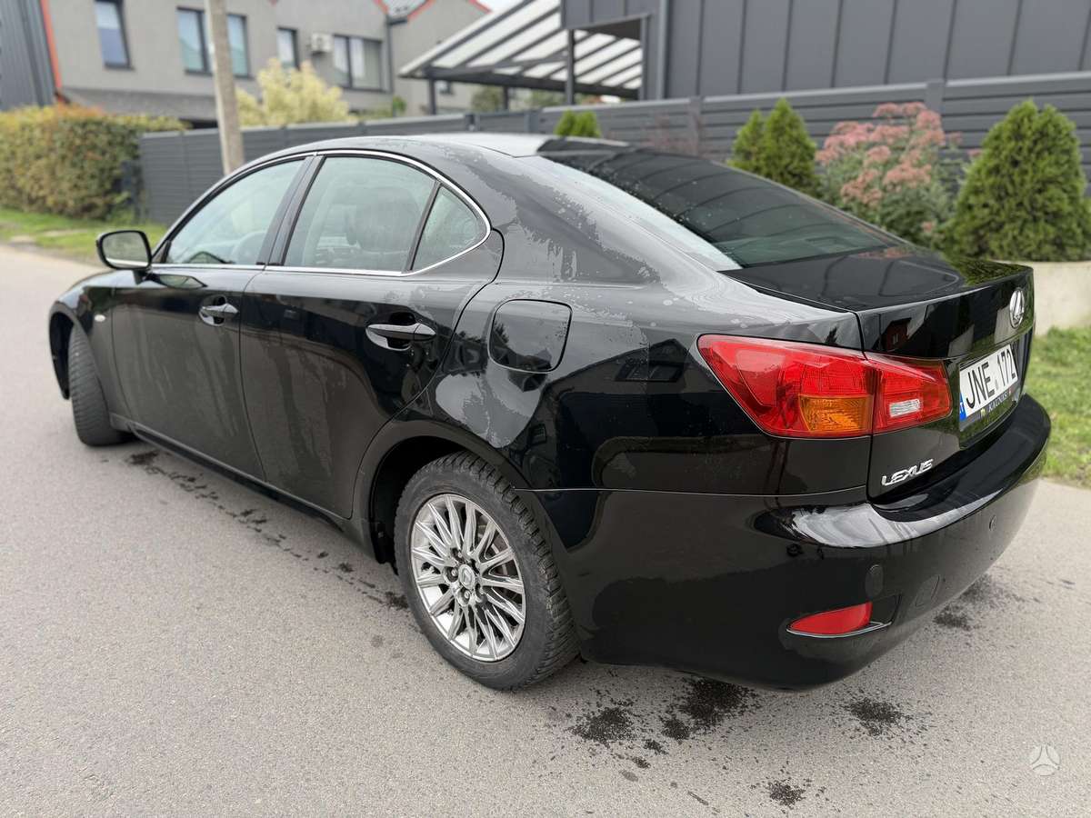 Lexus IS 220, 2.2 l., Седан