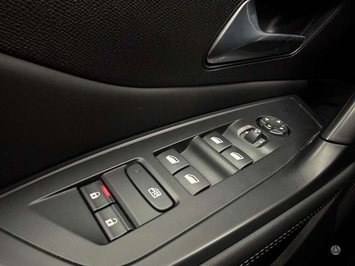 Peugeot 308, 1.2 l., Универсал