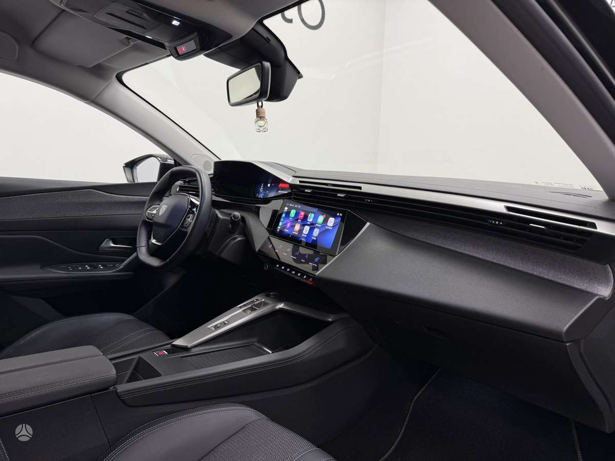 Peugeot 308, 1.2 l., Универсал