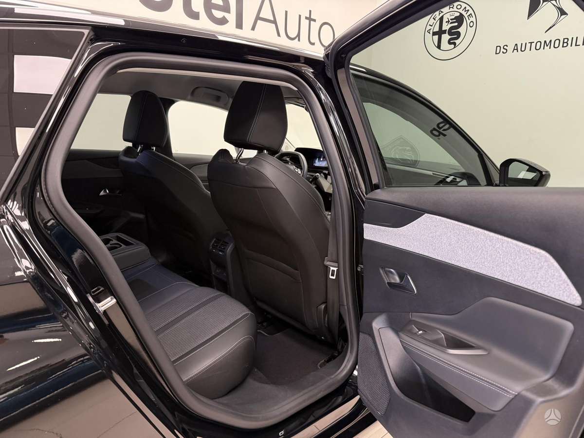 Peugeot 308, 1.2 l., Универсал