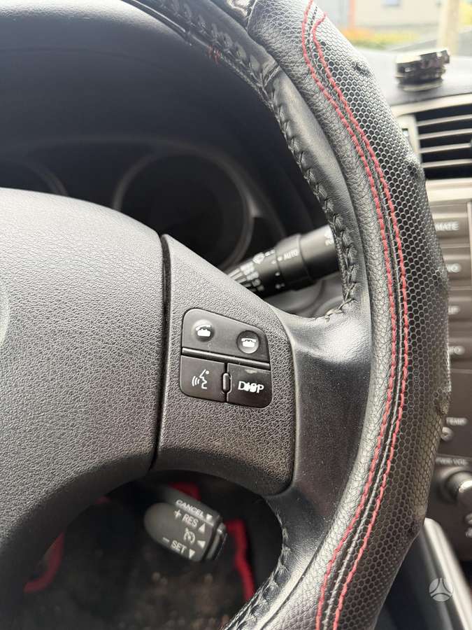 Lexus IS 220, 2.2 l., Седан