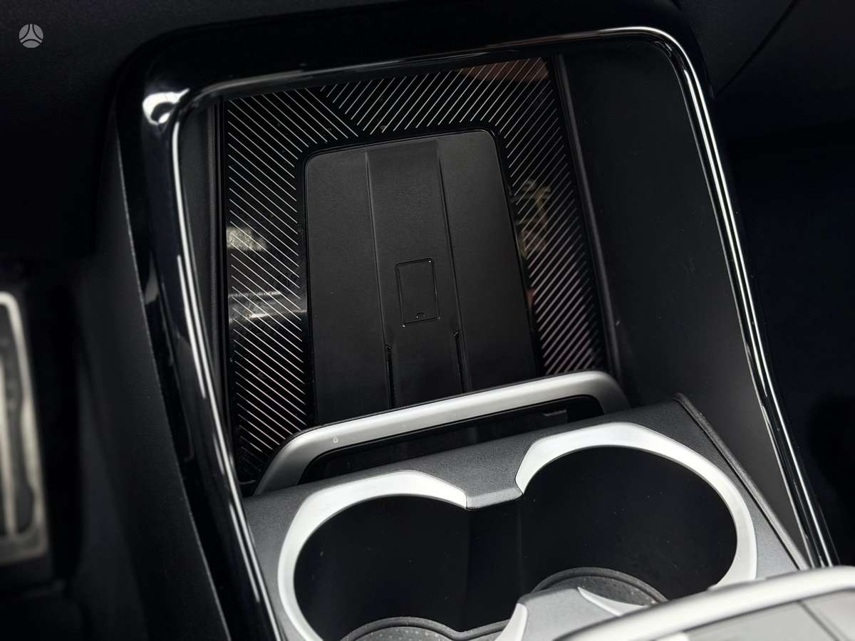 BMW iX2, 65 kWh, off-road / crossover