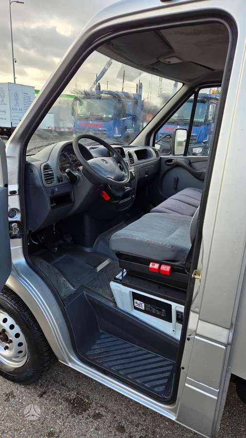 Mercedes-Benz Sprinter 308DC, adapted to trade