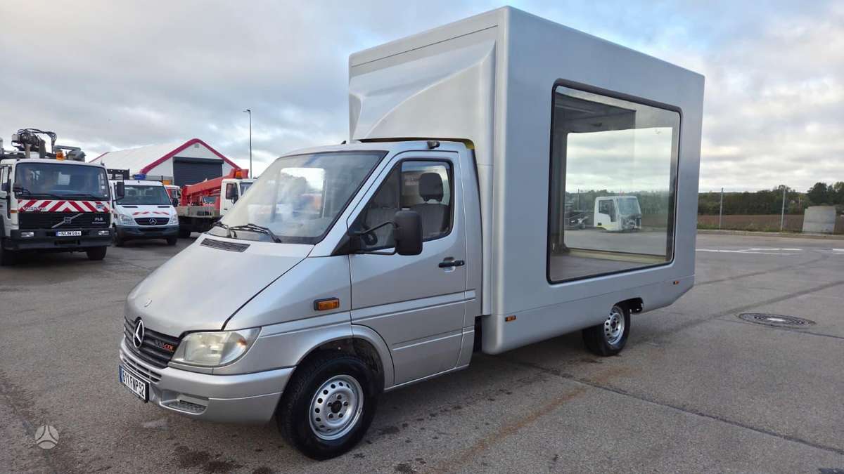 Mercedes-Benz Sprinter 308DC, adapted to trade