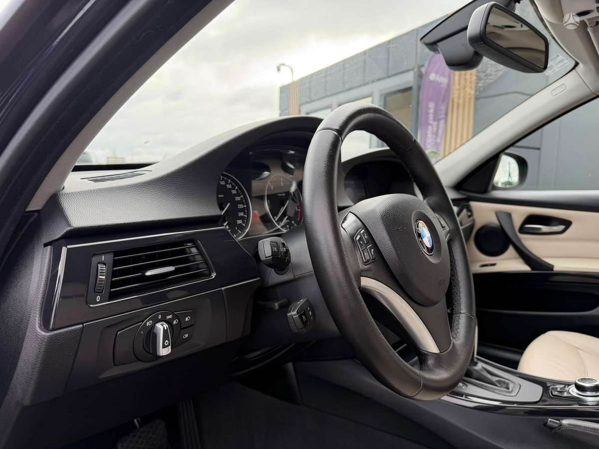 BMW 320, 2.0 l., Универсал